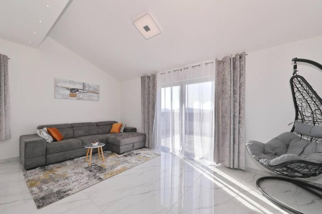 Apartman Chiara Galovac  Экстерьер фото
