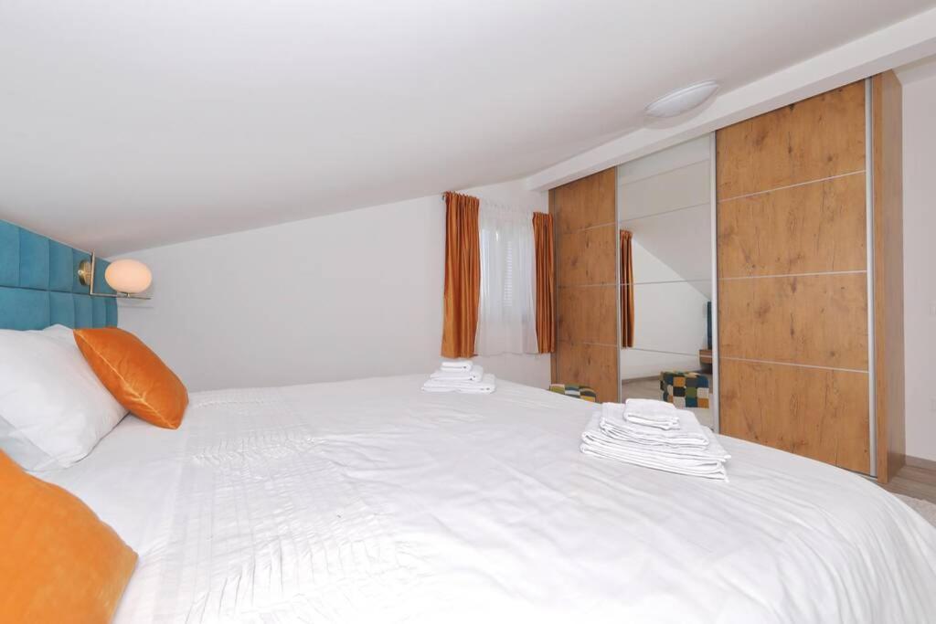 Apartman Chiara Galovac  Экстерьер фото